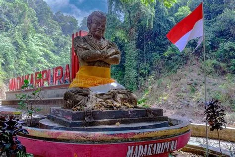 La Expedición Naval de Gajah Mada; La Consolidación del Imperio Majapahit y el Auge del Poder Marítimo en el Sudeste Asiático